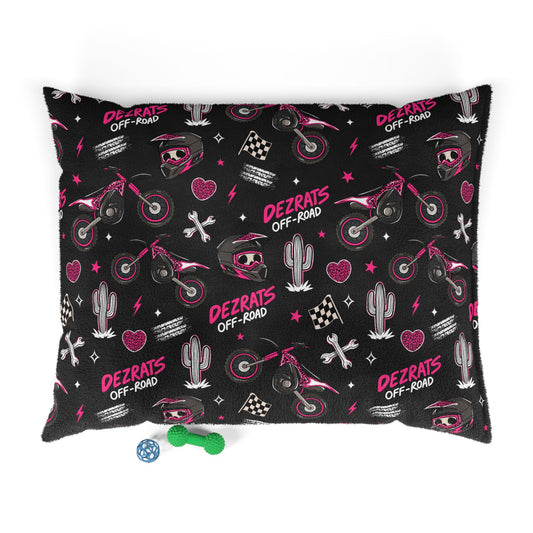 PRETTY IN PINK PET BED