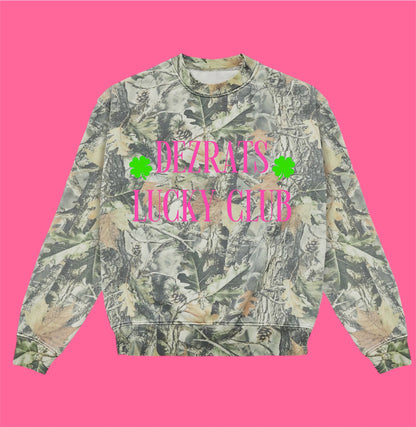 Embroidered Crew 🍀