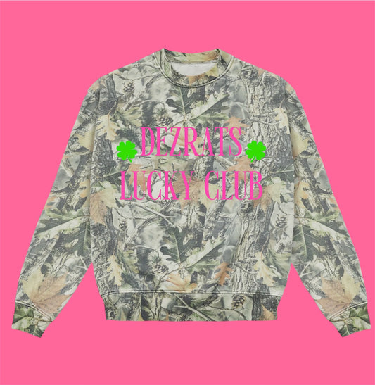 Embroidered Crew 🍀